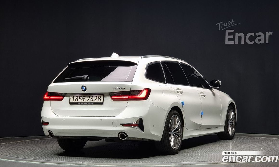 BMW 3-Series 320D Touring Luxury