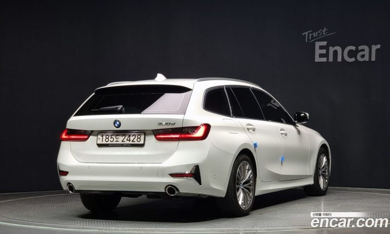 BMW 3-Series 320D Touring Luxury