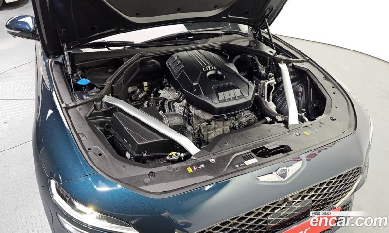 Genesis G70 Gasoline 2.0T 2WD