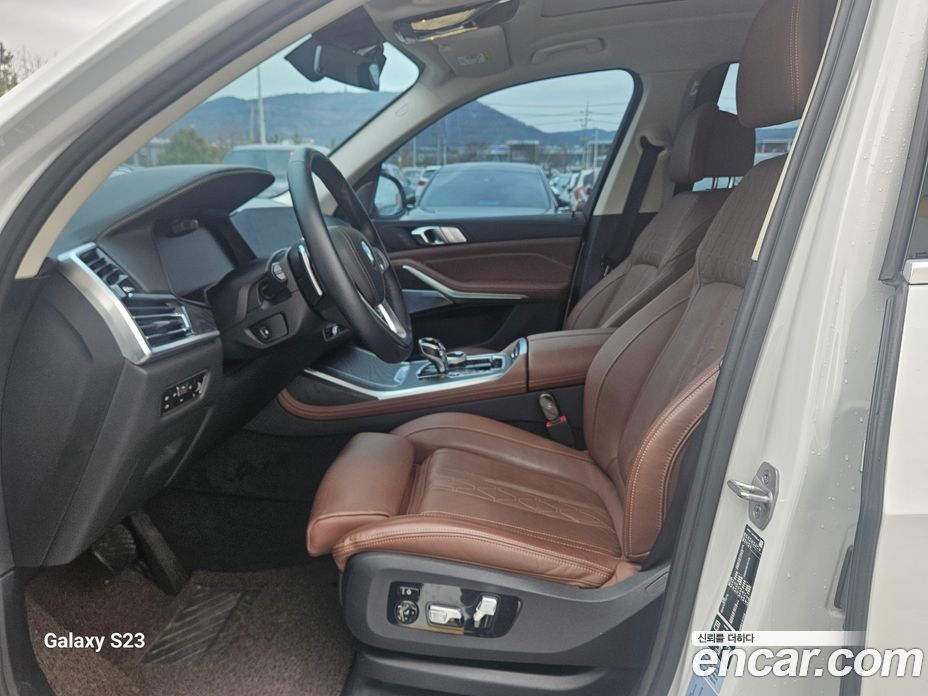 BMW X7 xDrive i40 Design Pure Excellence 7-Seater