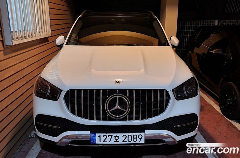 Mercedes Benz GLE-Class GLE300d 4MATIC