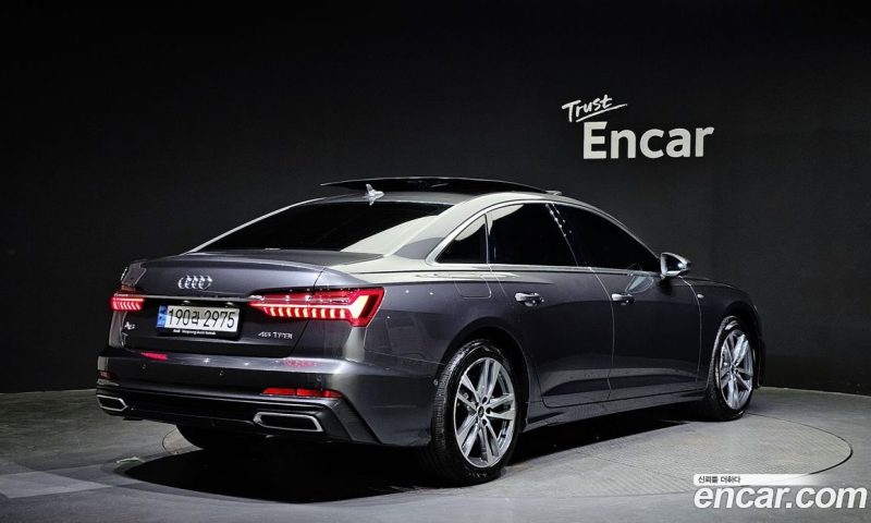 Audi A6 45 TFSI Premium