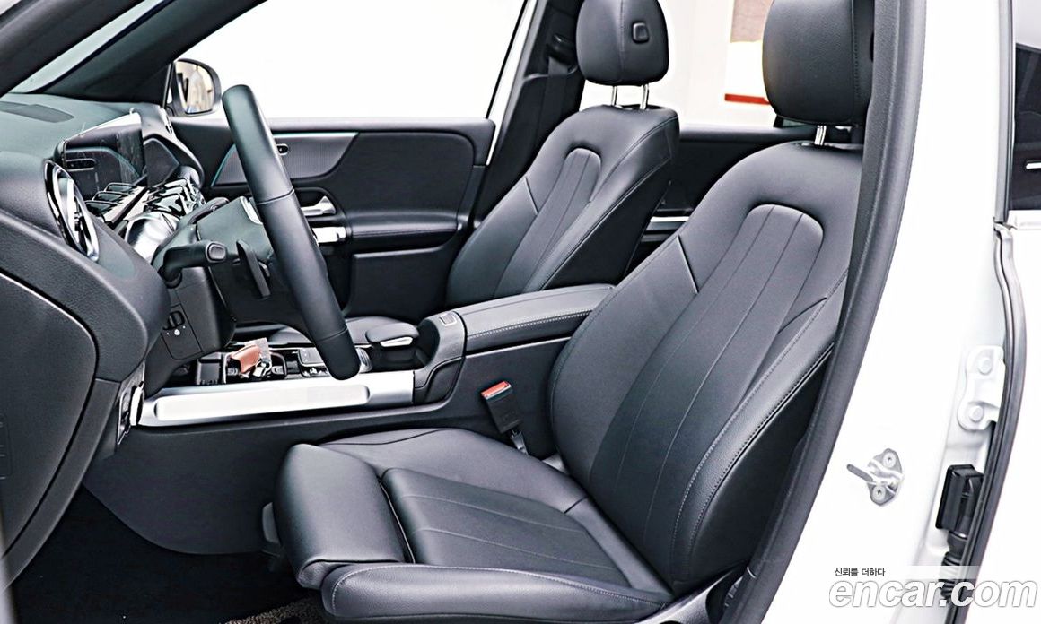 Mercedes Benz GLB-Class GLB200 D