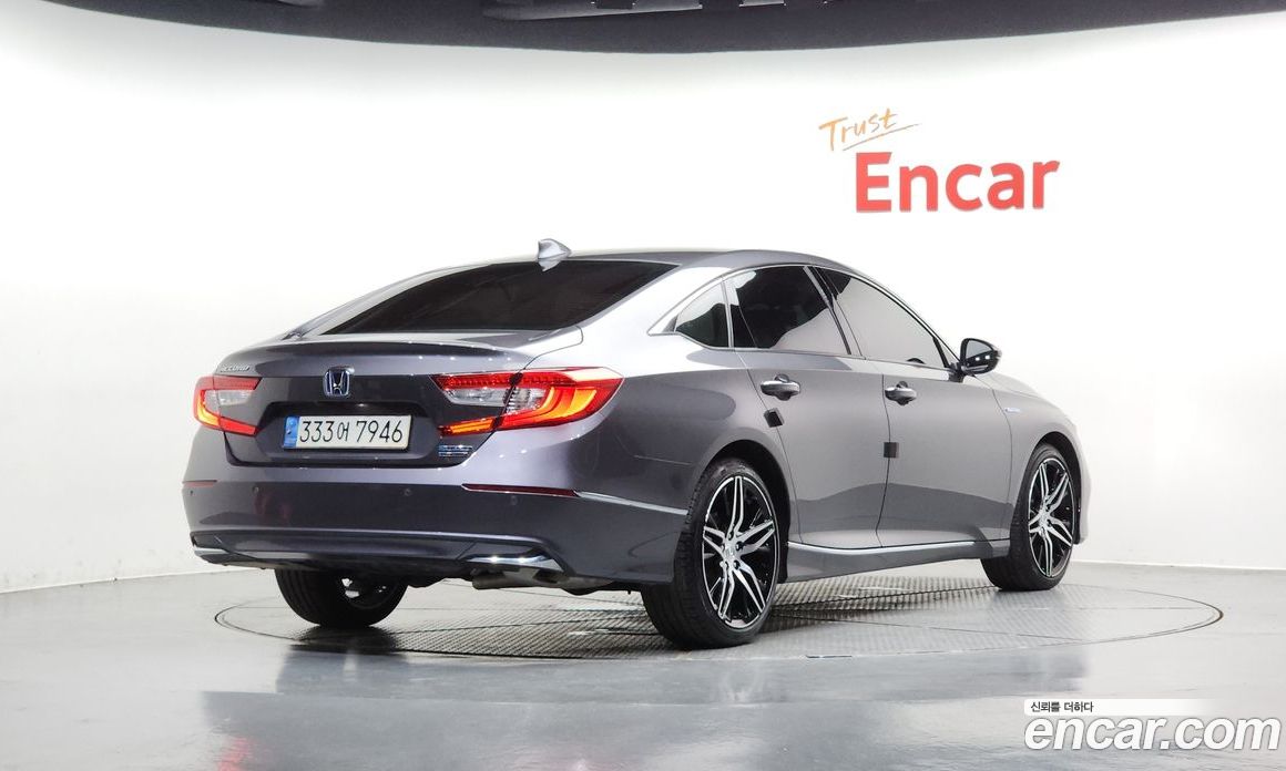 Honda Accord 2.0 Hybrid Touring