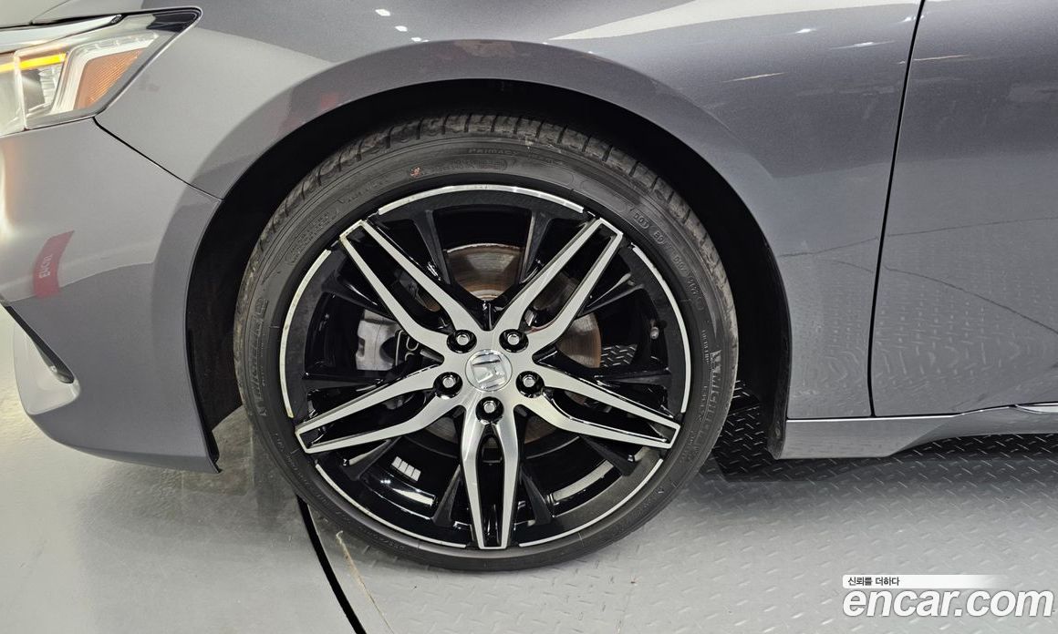 Honda Accord 2.0 Hybrid Touring