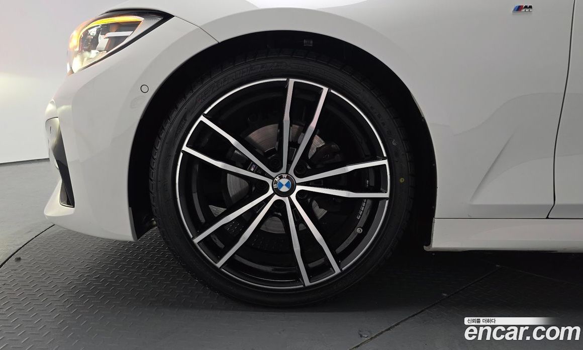 BMW 3-Series i320 M Sport