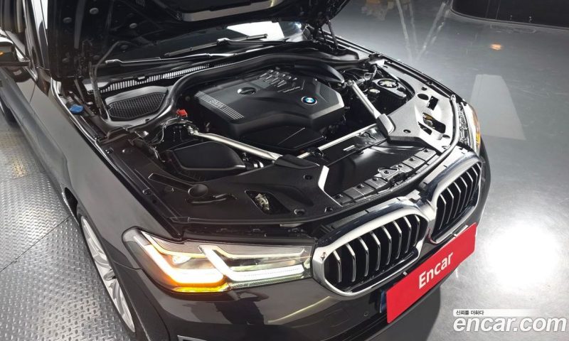 BMW 5-Series i530 Luxury