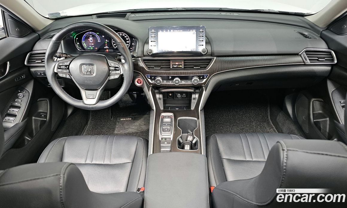 Honda Accord 2.0 Hybrid Touring