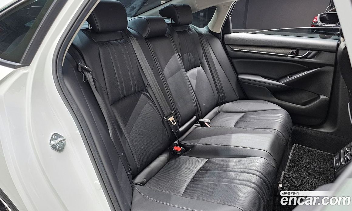 Honda Accord 2.0 Hybrid Touring