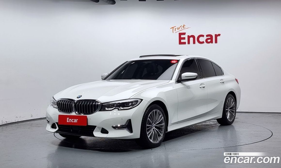 BMW 3-Series i320 Luxury