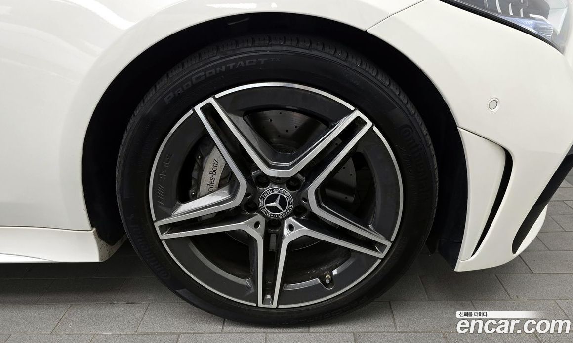 Mercedes Benz CLS-Class CLS300d 4MATIC