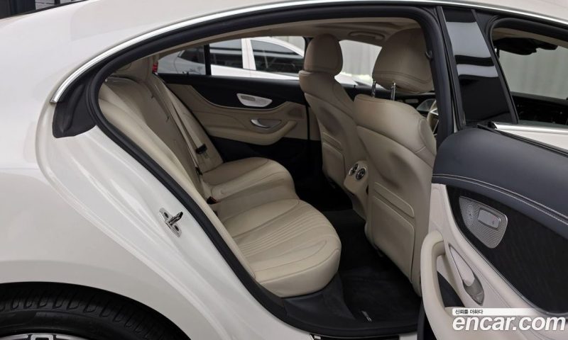 Mercedes Benz CLS-Class CLS300d 4MATIC