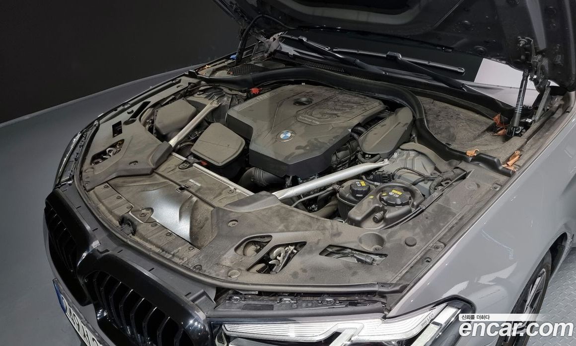 BMW 5-Series i530 M Sport Package