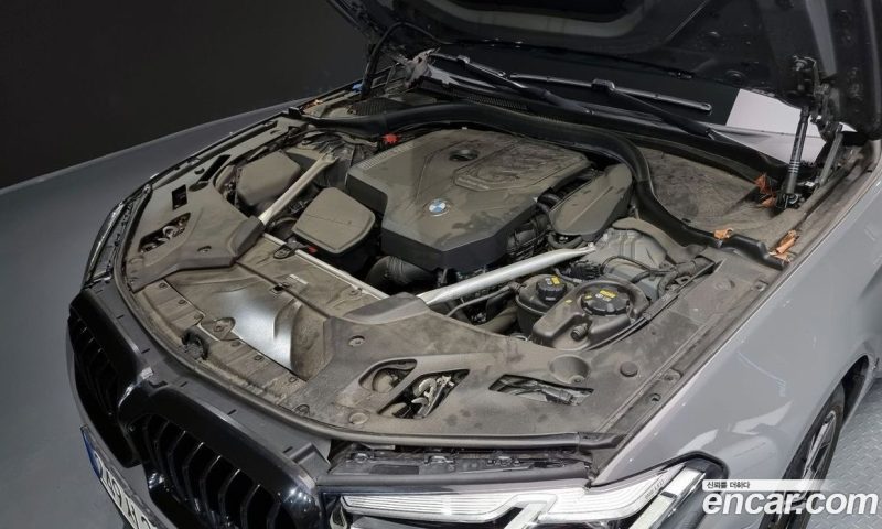 BMW 5-Series i530 M Sport Package