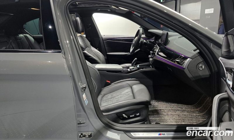 BMW 5-Series i530 M Sport Package