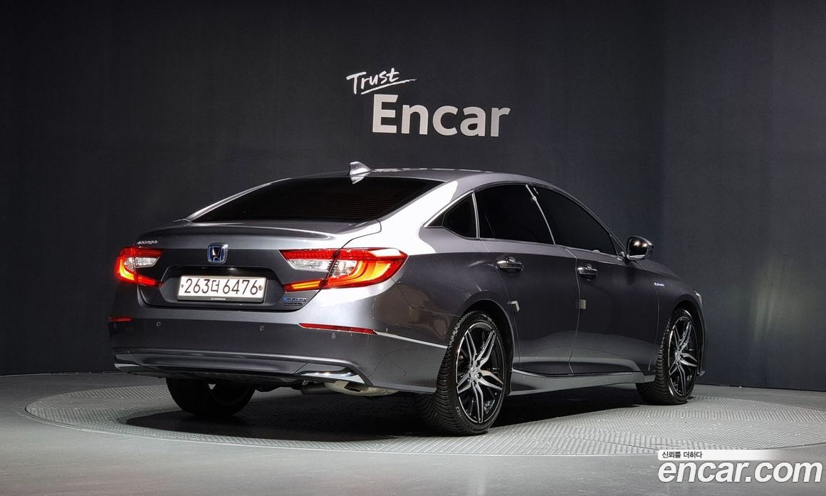 Honda Accord 2.0 Hybrid Touring