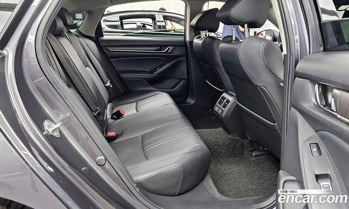 Honda Accord 2.0 Hybrid Touring