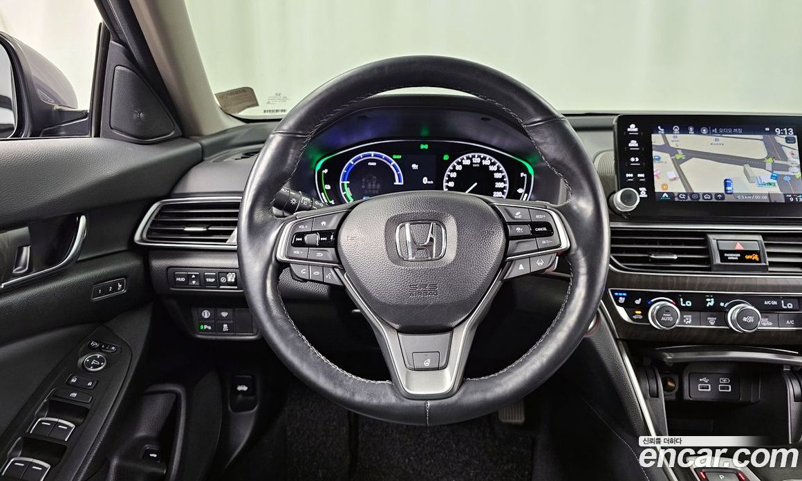 Honda Accord 2.0 Hybrid Touring