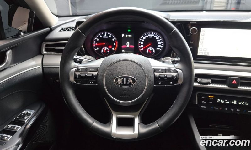 Kia K5 2.0