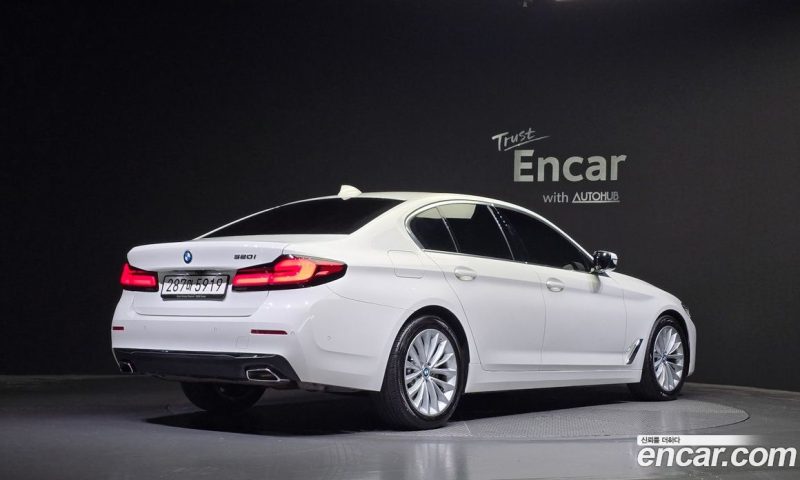 BMW 5-Series i520 Luxury