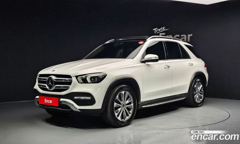 Mercedes Benz GLE-Class GLE300d 4MATIC
