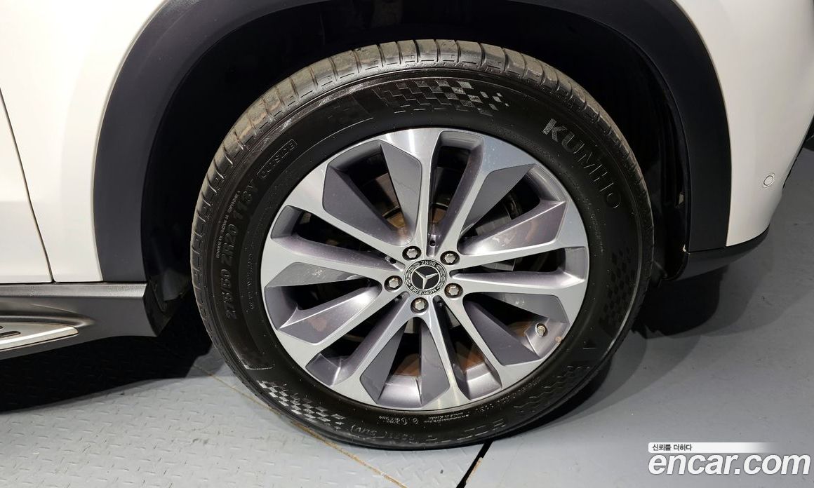 Mercedes Benz GLE-Class GLE300d 4MATIC