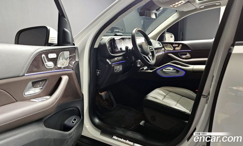 Mercedes Benz GLE-Class GLE300d 4MATIC