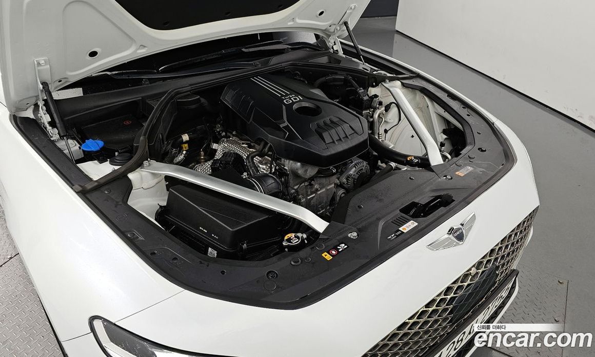 Genesis G70 Gasoline 2.0T 2WD