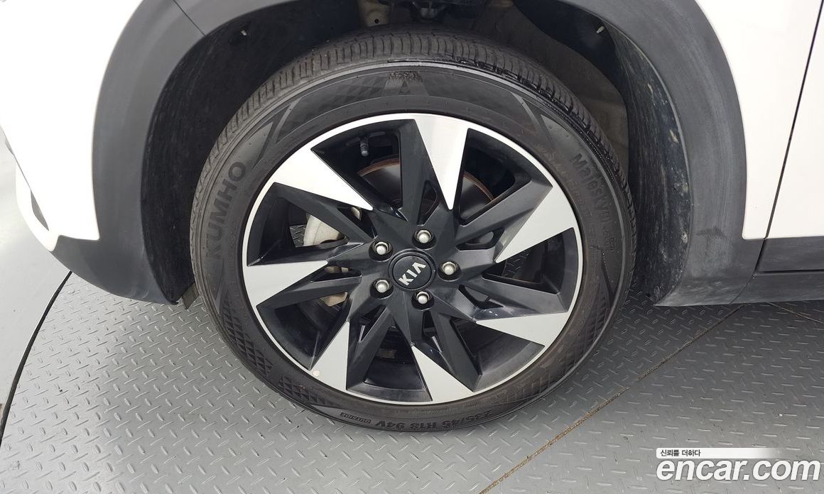 Kia Seltos Gasoline 1.6 Turbo 4WD