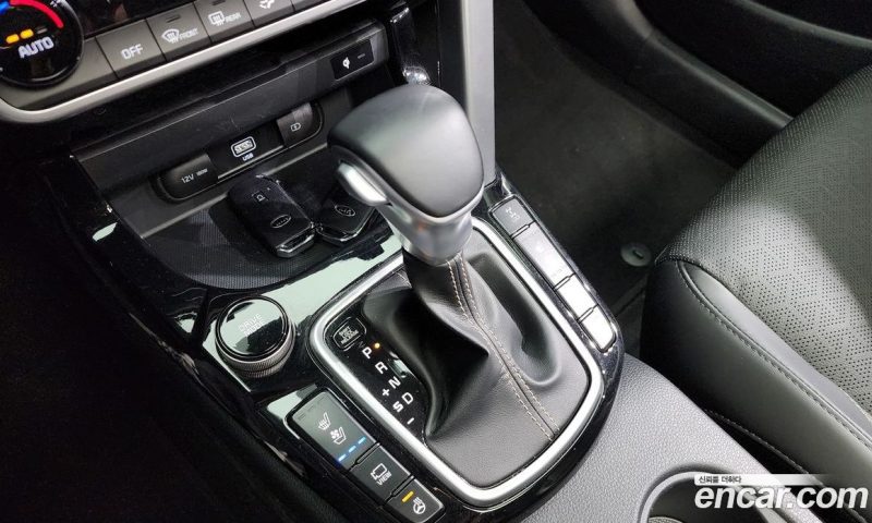 Kia Seltos Gasoline 1.6 Turbo 4WD