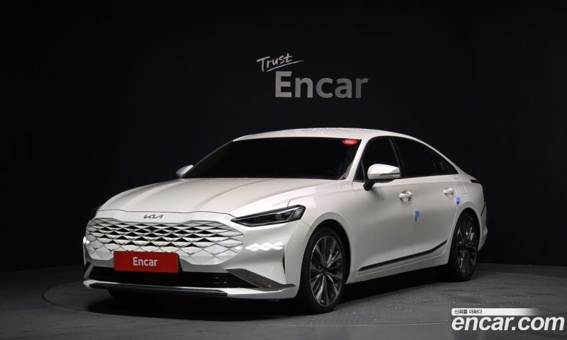 Kia K8 2.5 Gasoline 2WD