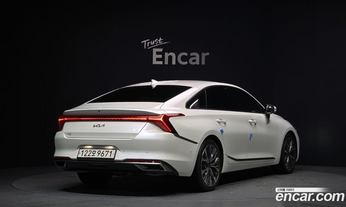 Kia K8 2.5 Gasoline 2WD