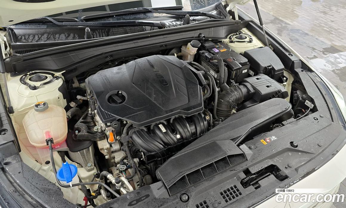 Kia K8 2.5 Gasoline 2WD