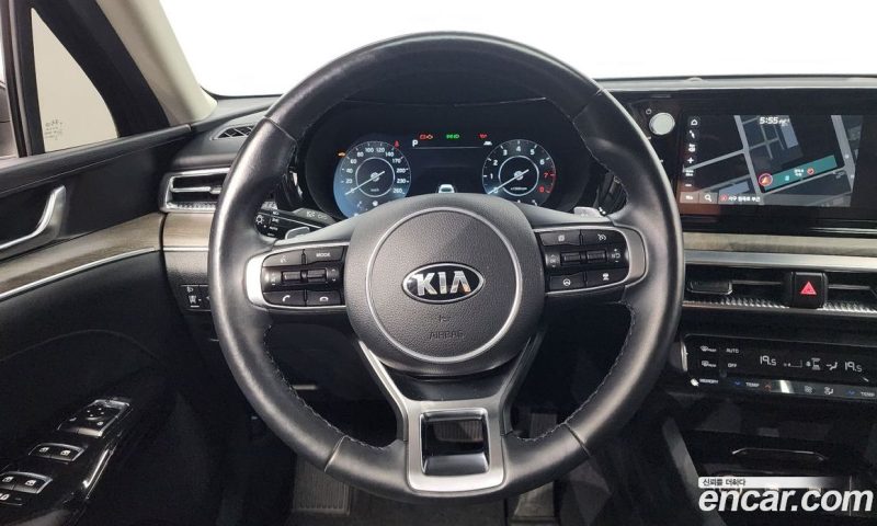 Kia K5 2.0