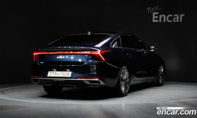 Kia K8 2.5 Gasoline 2WD