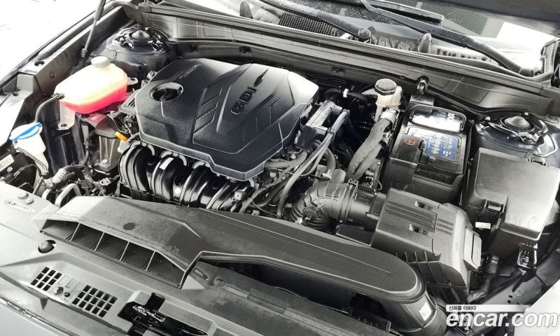 Kia K8 2.5 Gasoline 2WD