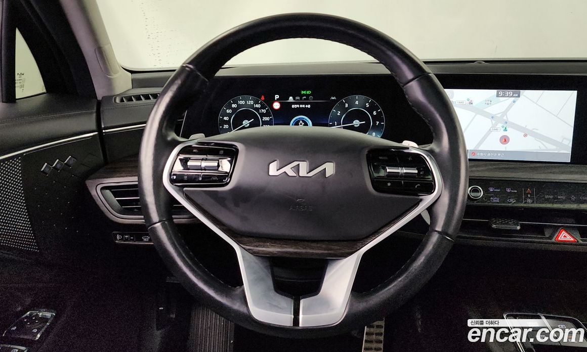 Kia K8 2.5 Gasoline 2WD