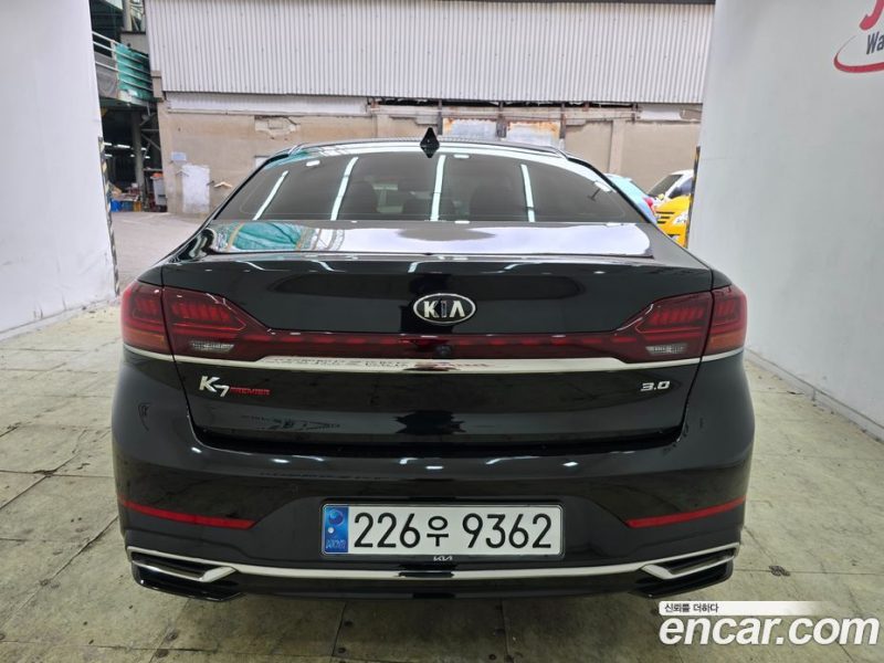 Kia K7 2.5 GDI Noblesse