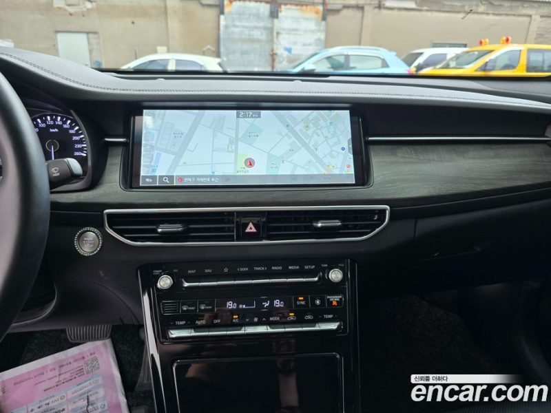 Kia K7 2.5 GDI Noblesse