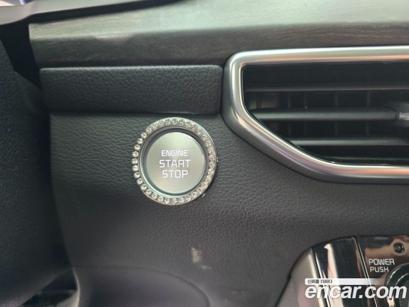 Kia K7 2.5 GDI Noblesse