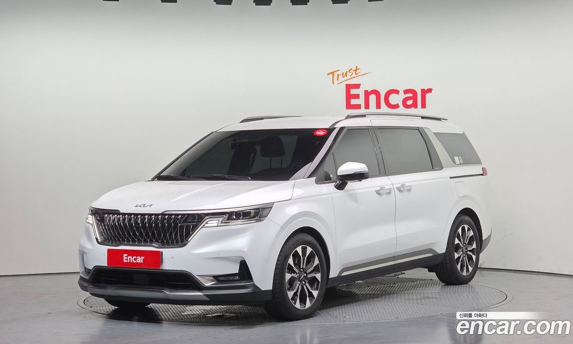 Kia Carnival 9-Seater Signature