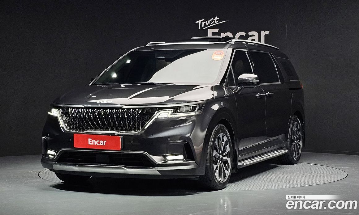 Kia Carnival 7-Seater Signature