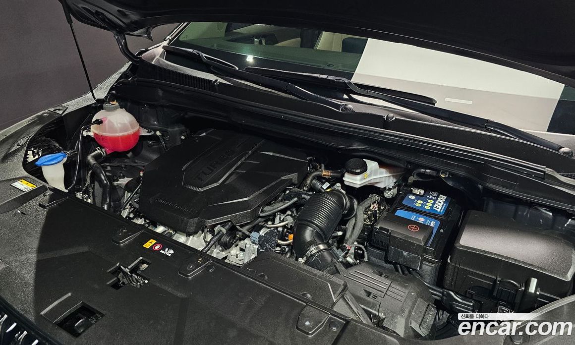 Kia Carnival 7-Seater Signature