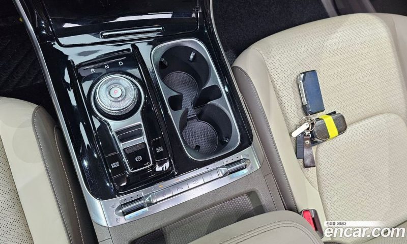 Kia Carnival 7-Seater Signature