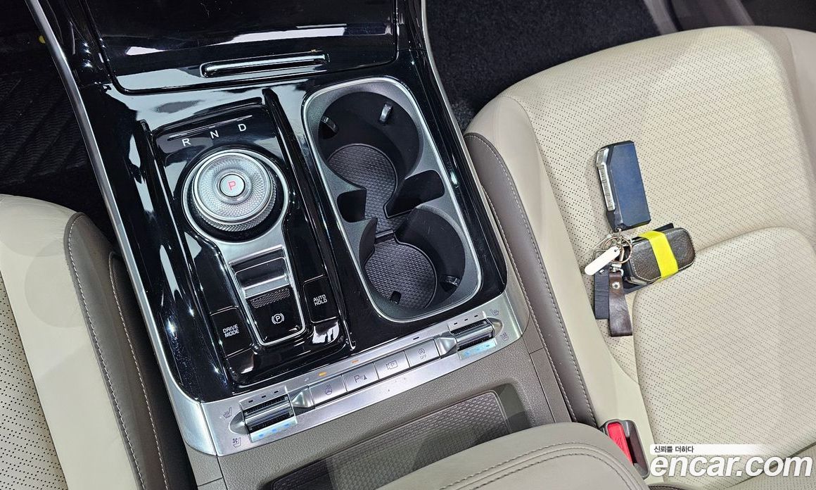 Kia Carnival 7-Seater Signature