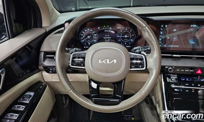 Kia Carnival 7-Seater Signature