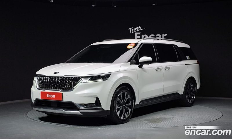 Kia Carnival 7-Seater Signature