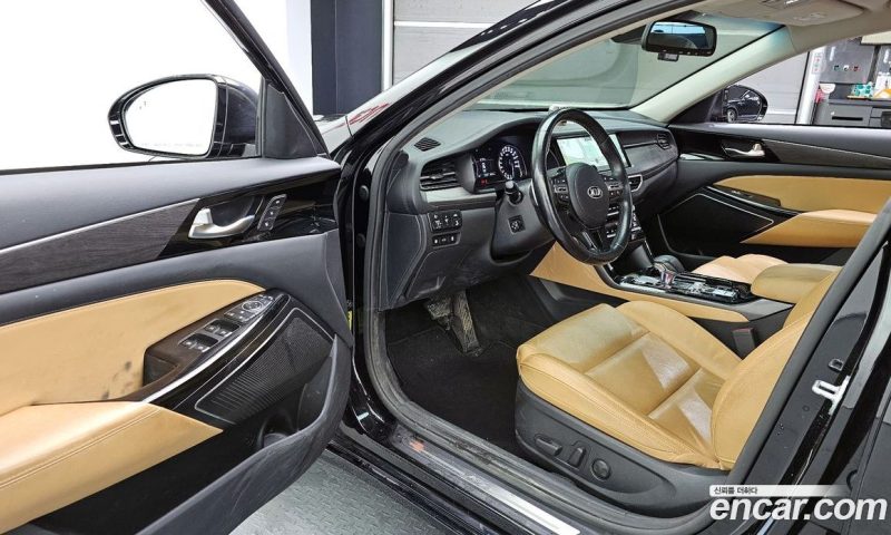 Kia K7 2.5 GDI Noblesse