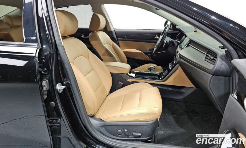 Kia K7 2.5 GDI Noblesse