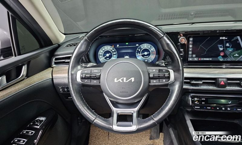 Kia K5 2.0